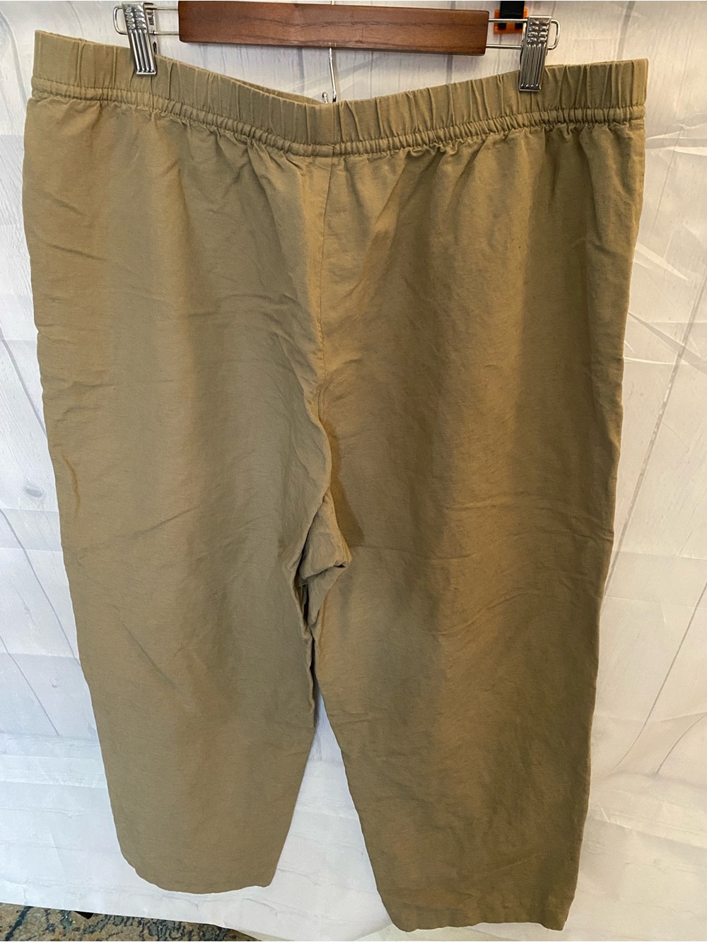 H&M Women’s Olive Linen Blend Cropped Pants - Picture 4 of 4